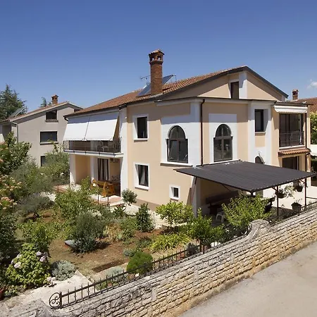 Guest house Vera Savic Porec