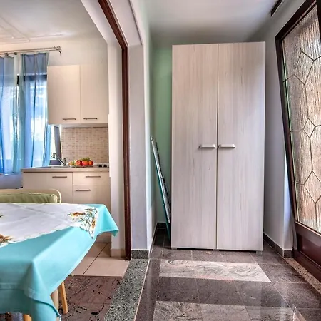 Pensión Vera Savic 3*