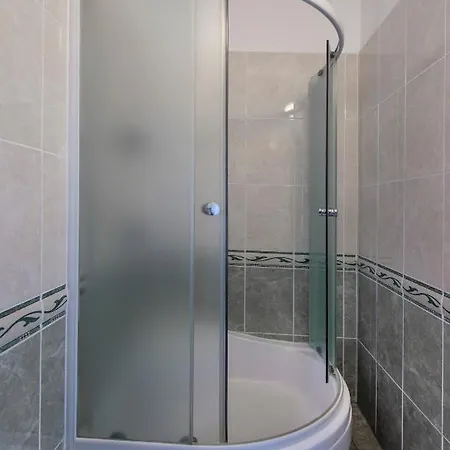 Pensión Vera Savic 3*