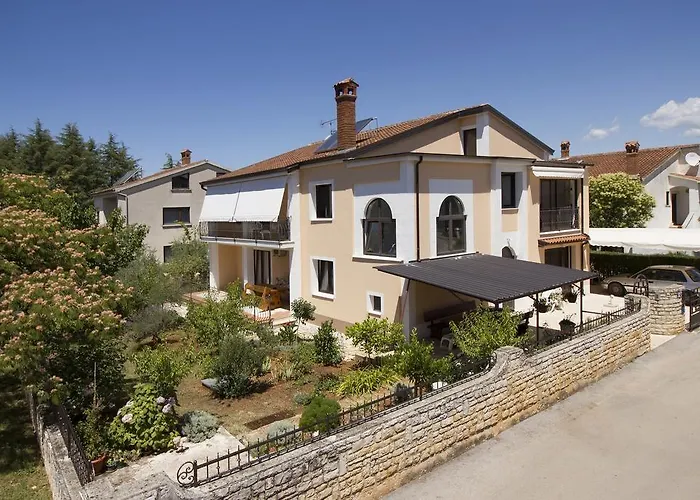 Gostinjska kuća Vera Savic Porec