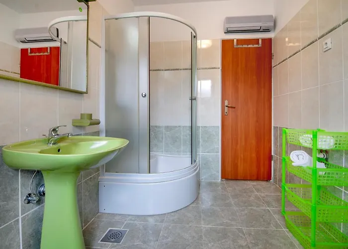 Gostinjska kuća Vera Savic Porec