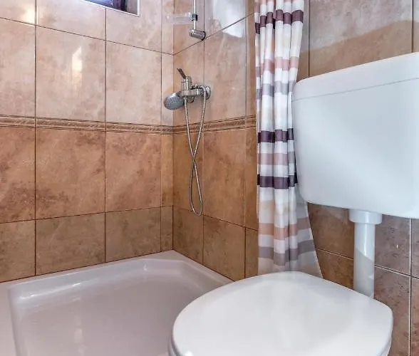 Gostinjska kuća Vera Savic Porec