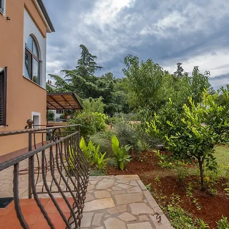 Casa de hóspedes Vera Savic 3*